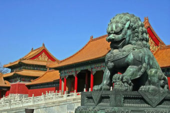 lion-in-forbidden-city.jpg